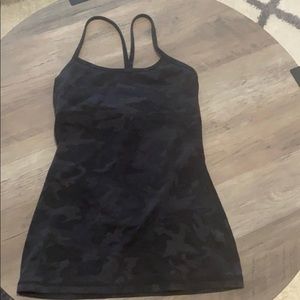 Lululemon top workout with built in bra
